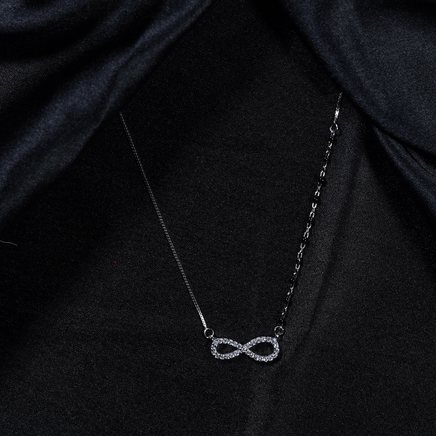 Eternal Bond Infinity Mangalsutra Pendant