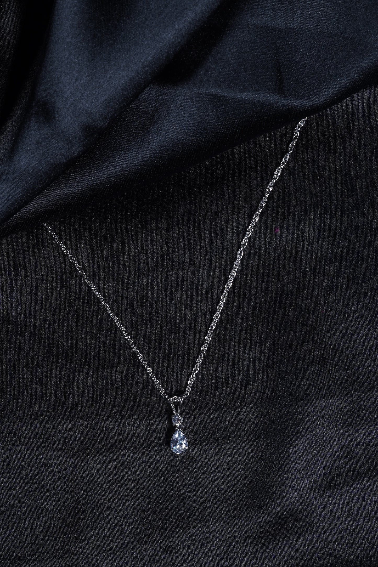 Sparkling Drop Chain Pendant