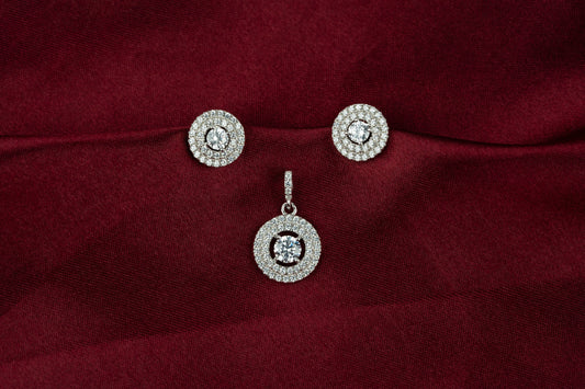 Infinite Elegance Solitaire Pendant Set