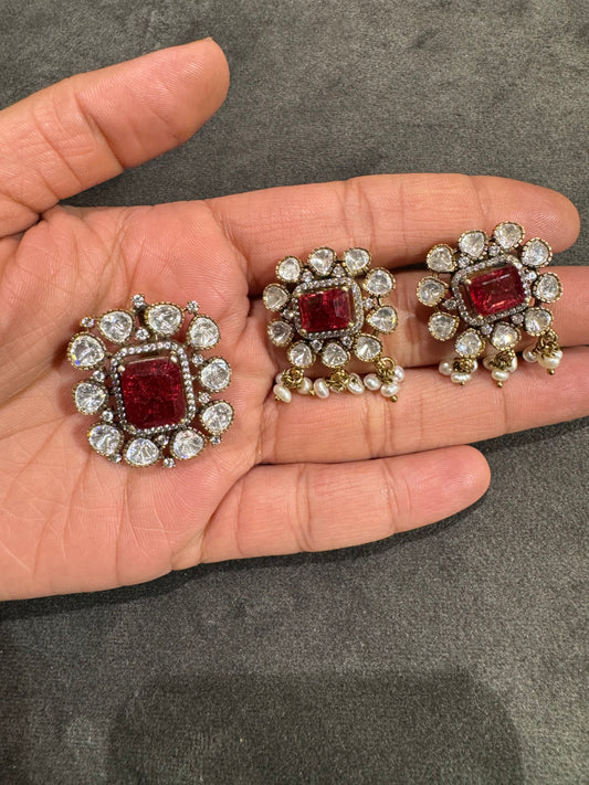 Marun Majesty Pendant Set