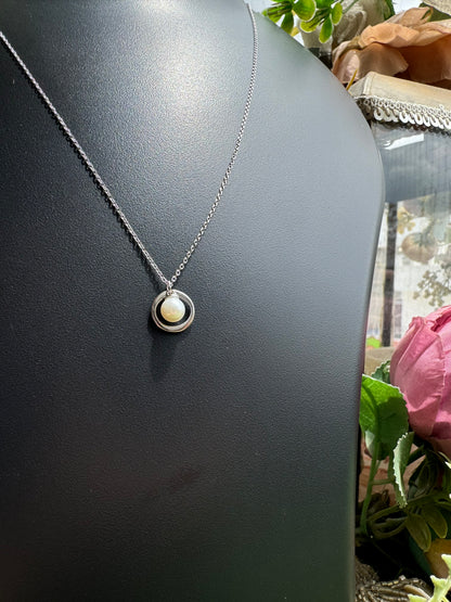 Pearl Halo Pendant