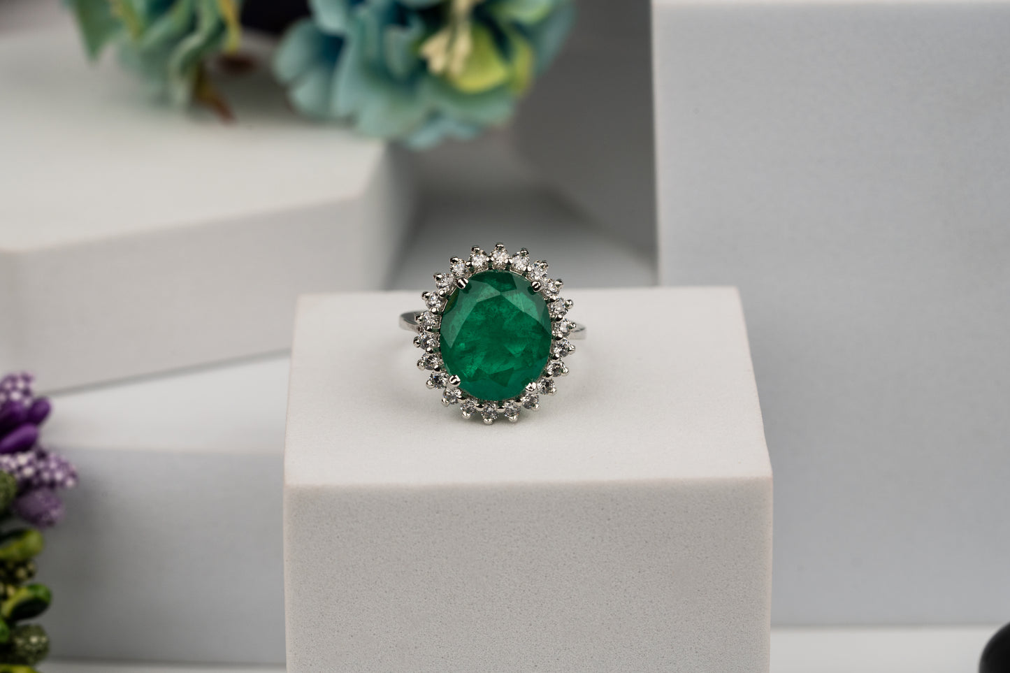 Luminous Emerald Cocktail Ring